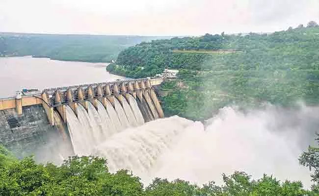 TS Govt Reiterated AP Should Take Only 34 TMC From Srisailam Reservoir - Sakshi