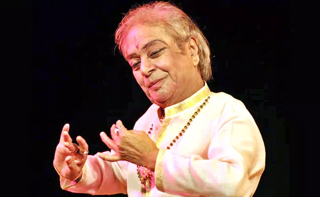 Birju Maharaj, Legendary Kathak Dancer, Dies at 83 in Delhi - Sakshi