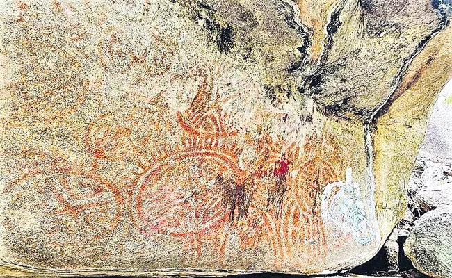 Telangana: Elusive Rock Art In Sircilla District - Sakshi