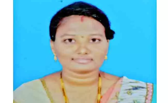 Private Teacher Commits Suicide In Visakhapatnam - Sakshi