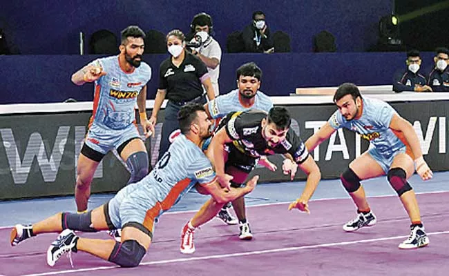 Pro Kabaddi 2022: Telugu Titans Lose 8th Game In a Row - Sakshi