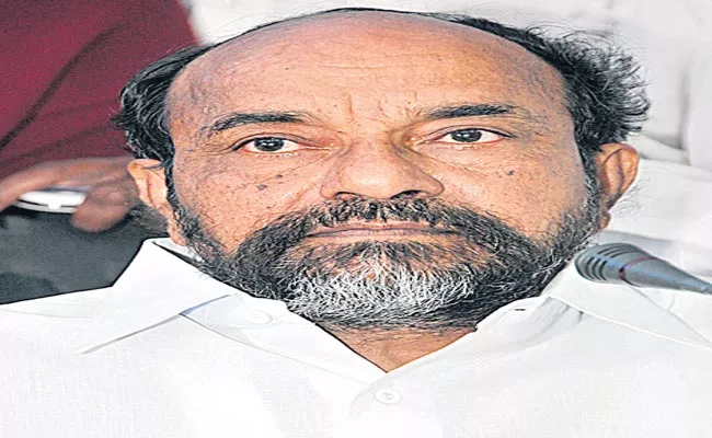 Krishnaiah Appreciate CM KCR Over English Medium In Govt Schools - Sakshi