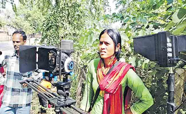 13-year-old bride went from rag-picking to representing at UN - Sakshi