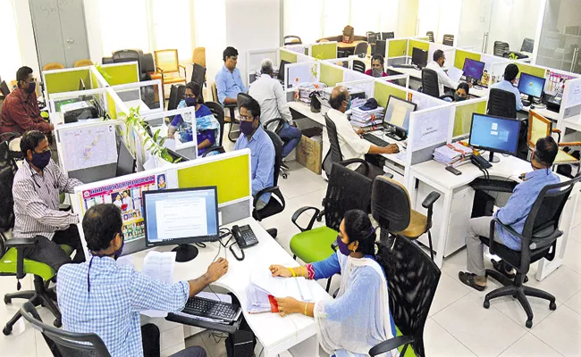 786 crore for contract and outsourcing employees - Sakshi