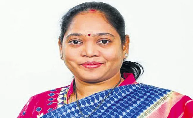 Mekathoti Sucharitha Comments On Union Minister - Sakshi