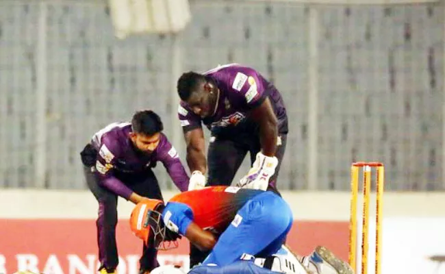 BPL: Andre Fletcher Taken To Hospital After Being Hit On Neck - Sakshi