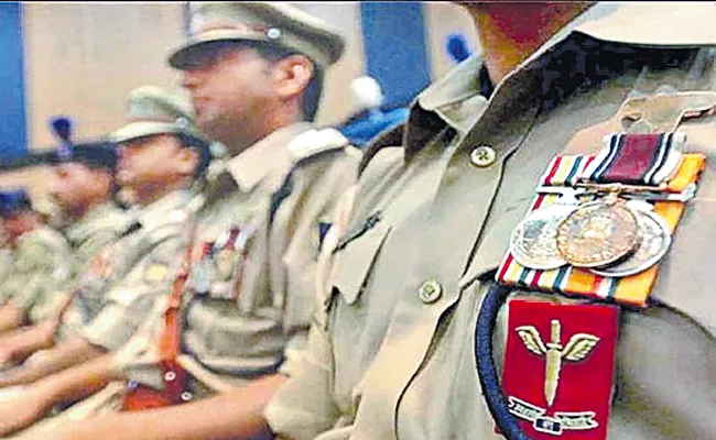 Presidential Police Medals for there Services - Sakshi