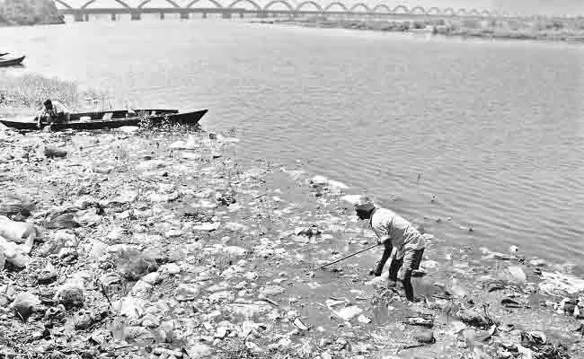 CWC Says Toxic Metals Rivers Across India Have Reached Dangerous Levels - Sakshi