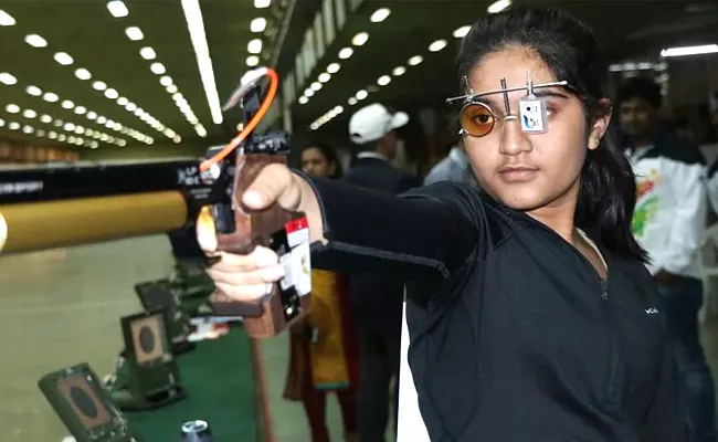 Eisha Singh Enters World shooting Tournment - Sakshi