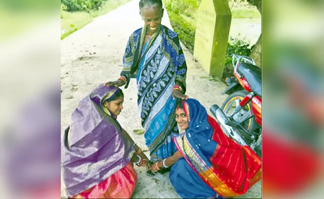 Orissa: Candidates Campaigning For Votes In Panchayat Elections - Sakshi