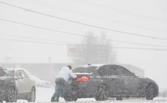 Powerful winter storm to blast US east coast - Sakshi