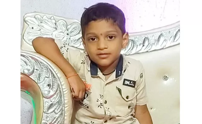 Suspicious Death Of A Four Year Old Boy In Thotlavalluru - Sakshi