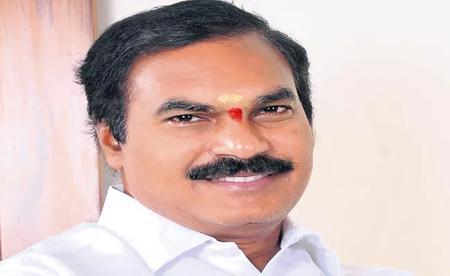 Thota Trimurthulu Fires On Chandrababu Meeting With Vangaveeti Radha - Sakshi