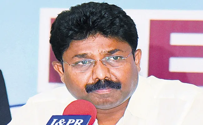 Adimulapu Suresh Says Schools will not be closed due to mapping - Sakshi