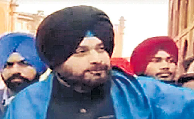 Punjab assembly election 2022: Navjot Singh Sidhu files nomination from Amritsar East - Sakshi