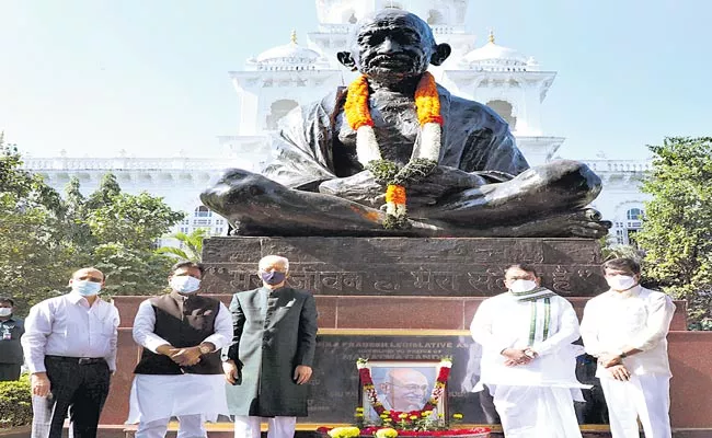 Mahatma Gandhi Vardhanthi Occasion In Telangana Assembly - Sakshi