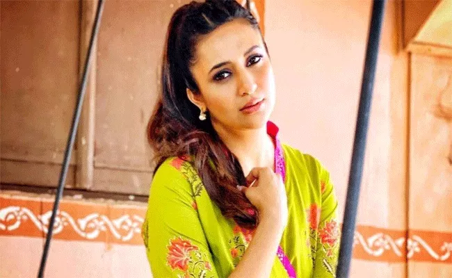 Divyanka Tripathi Shares Her Casting Couch Experience - Sakshi