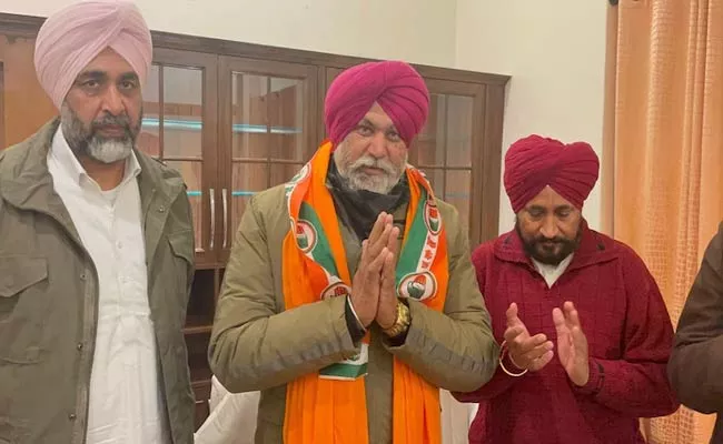 MLA Balwinder Singh Quits BJP And Return To Congress Party - Sakshi