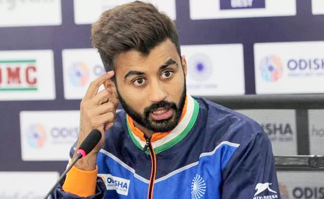 Asian Games: Manpreet Singh Says Will Try New Combinations - Sakshi