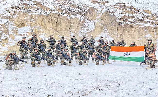 Indian Army New Year celebration at Galwan surface - Sakshi