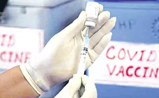 Covid 19: On Vaccinated People Receive Messages On Second Dose Hyderabad - Sakshi