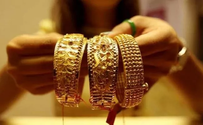 Gold Prices Today Jan 6th, 2022: Gold, Silver Futures Decline On Global Cues - Sakshi