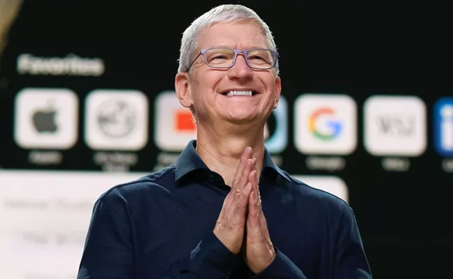 Apple Ceo Tim Cook Earned Rs700 Crore Per Year - Sakshi