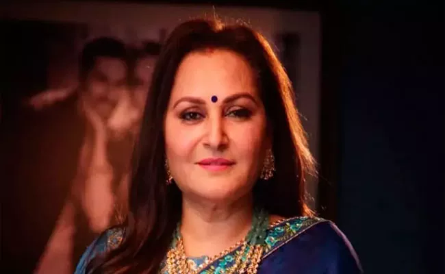 Actress Jayaprada Mother Mother Neelaveni Passed Away - Sakshi