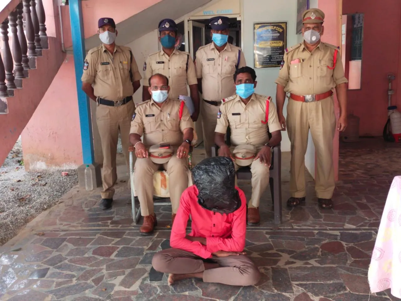 Man Arrested For Cheating Girl In Chittoor District - Sakshi