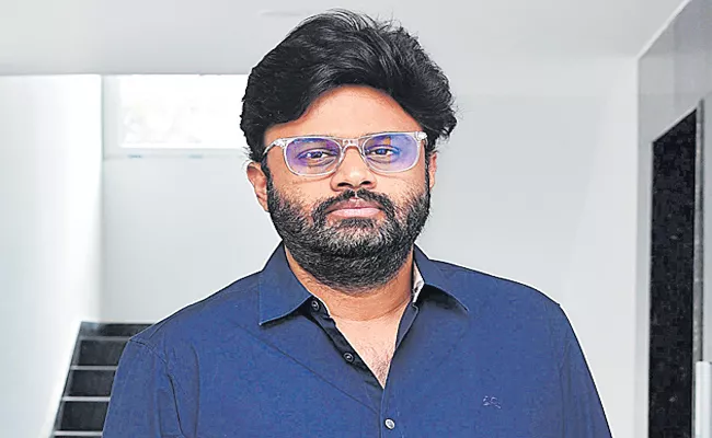 Theatres Fully Occupied Says DJ Tillu Producer Naga Vamsi - Sakshi