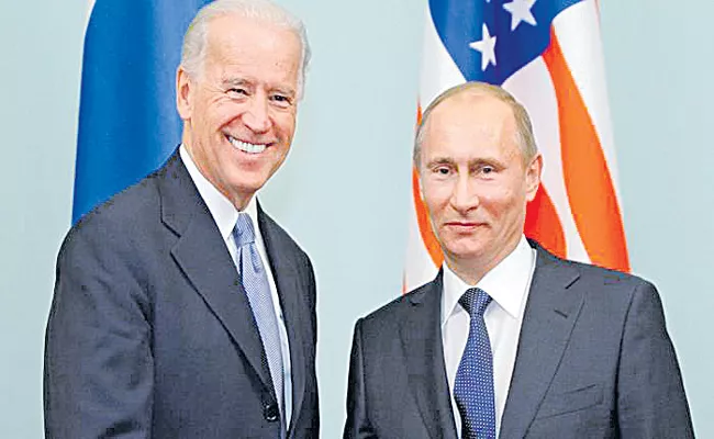 US Prez Joe Biden, Putin begin phone call on Ukraine crisis - Sakshi