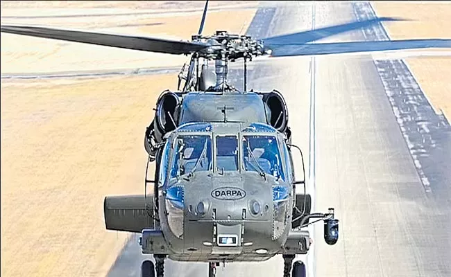 Black Hawk Helicopter Takes To Skies Without Pilots For The First Time - Sakshi