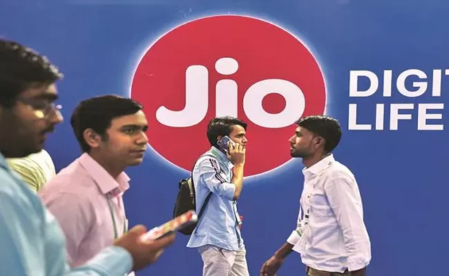 Reliance Jio Ties Up With Ses For Affordable Satellite Broadband Services - Sakshi