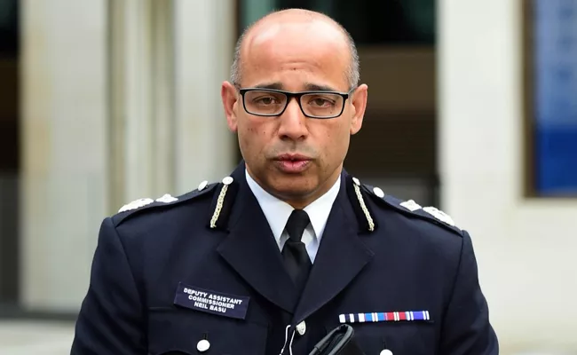 Indian origin police officer in shortlisted for London Metropolitan Police Commissioner - Sakshi