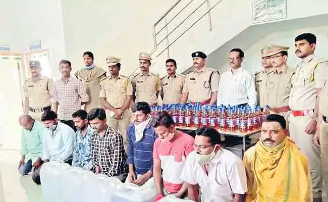 Illegal Iiquor Making Rocket Eight People Arrest Jogulamba Gadwal District - Sakshi