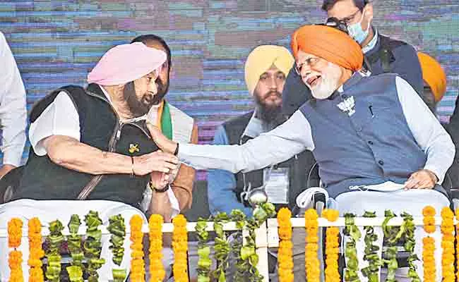 In Punjab, PM Modis Swipe at State Govt Over Security Breach - Sakshi