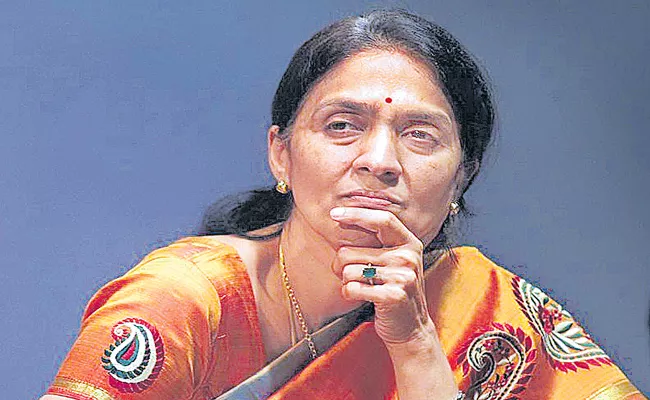 Income Tax raids on former NSE MD Chitra Ramkrishna - Sakshi