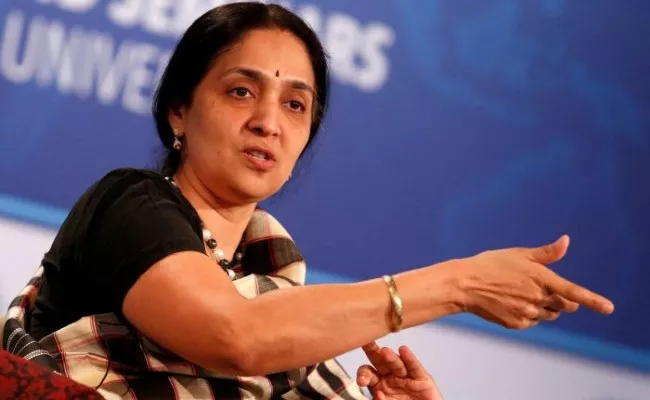 CBI Issues Lookout Circular Against Former NSE Head Chitra Ramkrishna - Sakshi