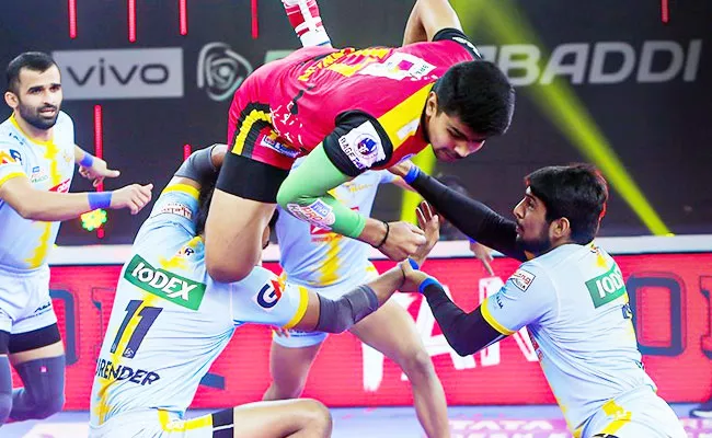 Pro Kabaddi League 2021 2022: Bengaluru Bulls Beat UP Yoddha 9th Win - Sakshi