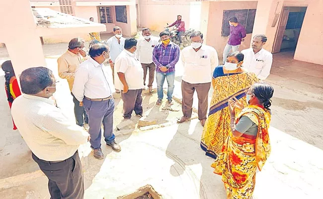 Accidental Fire In Inmulnarva Public School In Rangareddy District - Sakshi