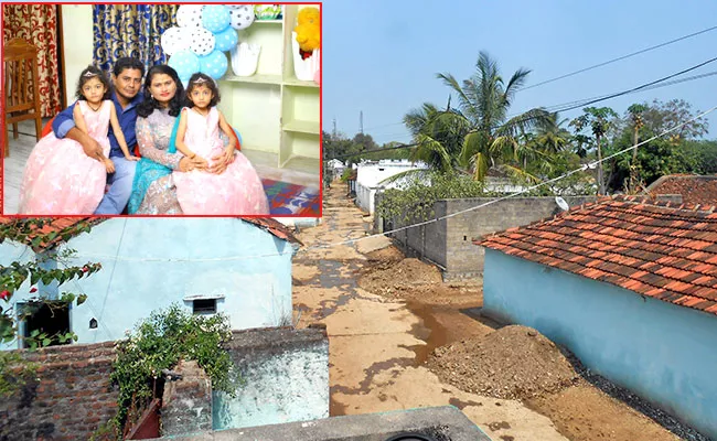 Twins Day: 17 Twins In Perukavedu Village In Warangal - Sakshi