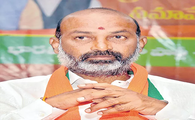 Bandi Sanjay Calls For Kcr Come To The Discussion On Panchayat Funds - Sakshi