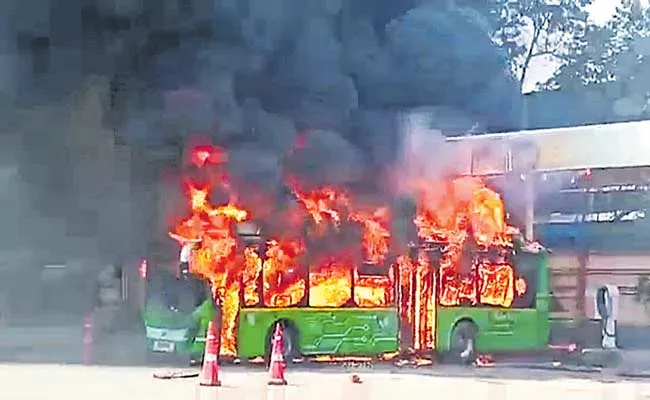 Hyderabad: TSRTC Electric Bus Catches Fire While On Charging - Sakshi