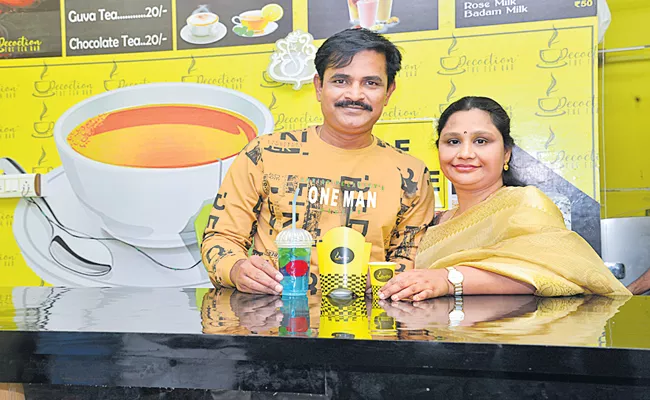 Decoction Crosses 100 Outlets Mark in Hyderabad - Sakshi