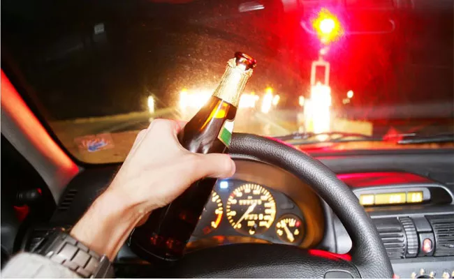 Drunk and Drive Tests Every Day at City Junctions in Hyderabad - Sakshi