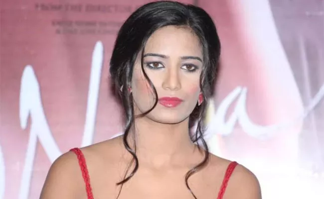 Poonam Pandey: No Woman Wants To Go Through Such Incidents - Sakshi