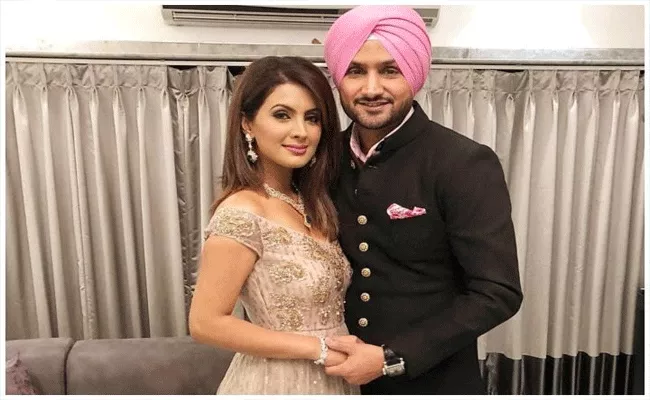 Harbhajan Singh And Geeta Basra Love Story Is Here - Sakshi