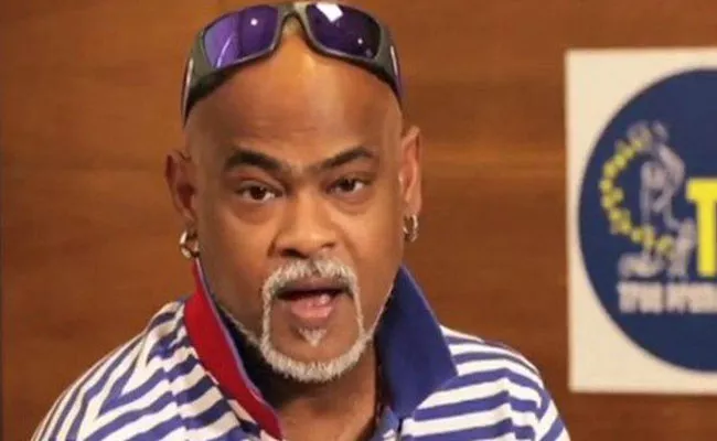 Vinod Kambli Arrested For Driving Drunk, Gets Out On Bail - Sakshi