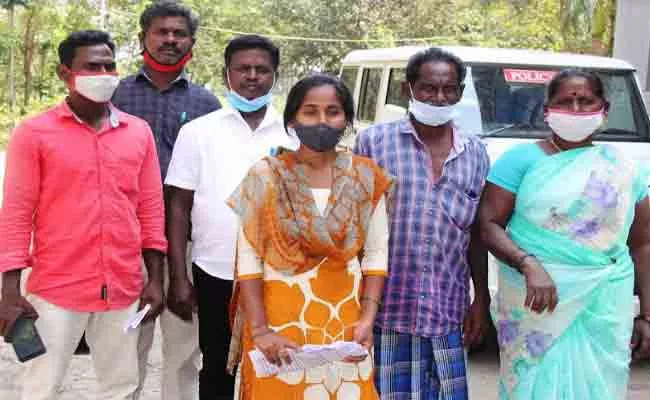 Love Affair: Woman Complains Her Lover In Tamil Nadu - Sakshi