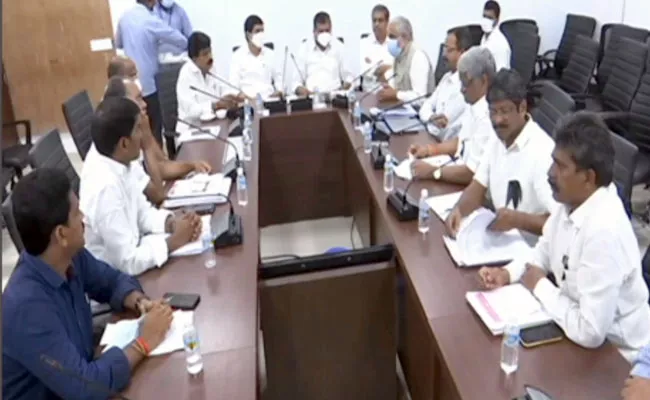 Employees Union Leaders Meeting With Ministers Over PRC Issue - Sakshi